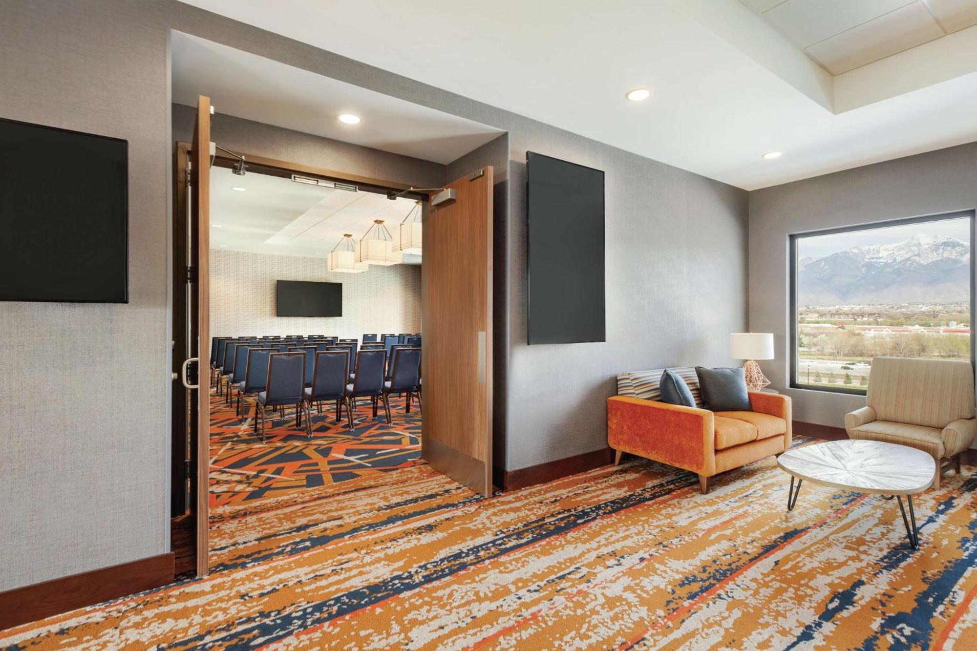 Embassy Suites By Hilton South Jordan Salt Lake City Exterior foto